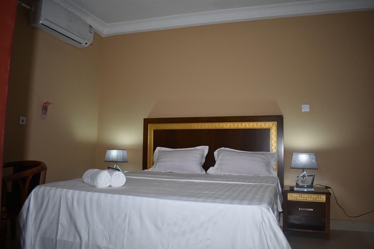 Cascade Hotel Lapaz Zewnętrze zdjęcie