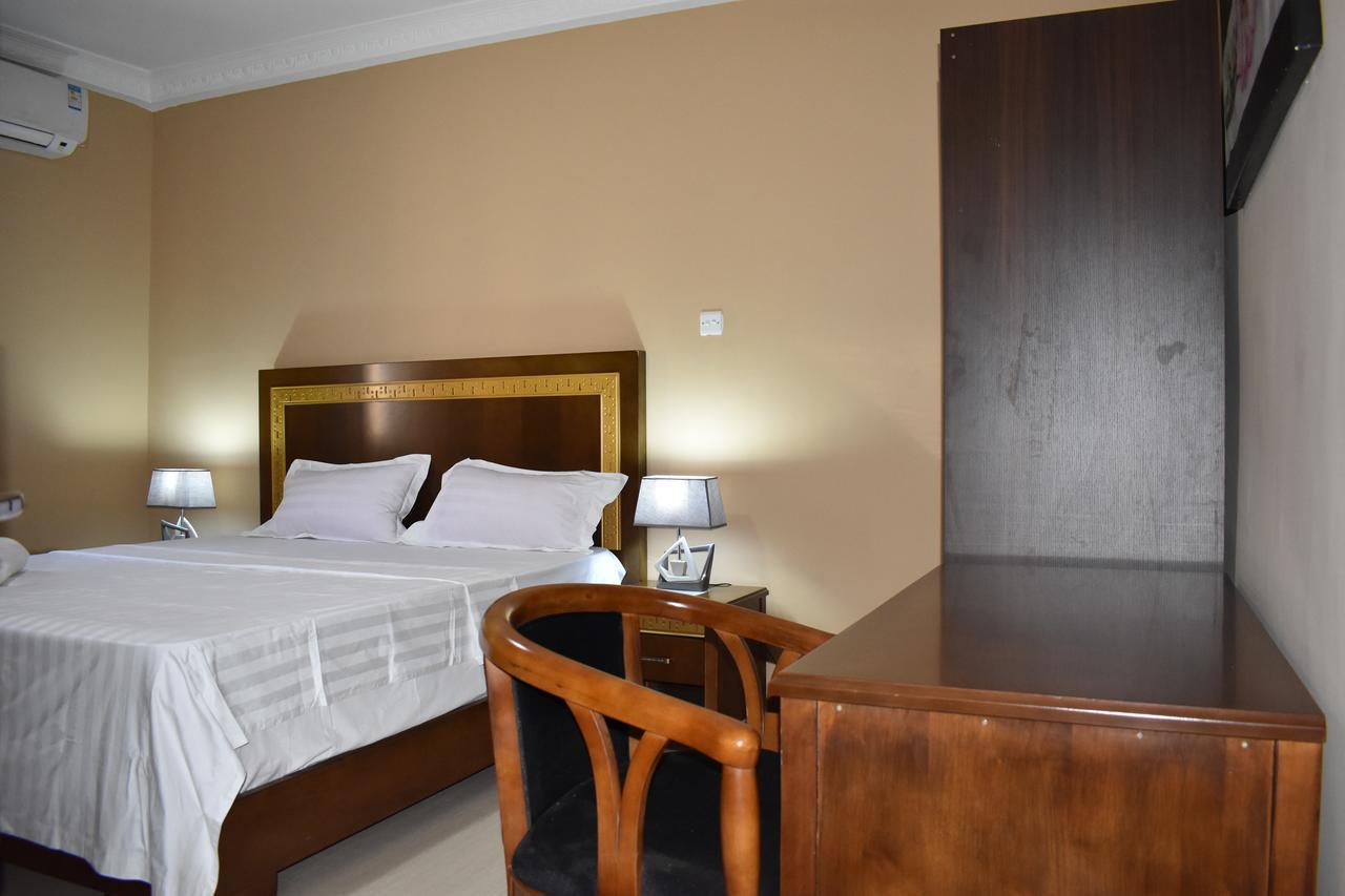 Cascade Hotel Lapaz Zewnętrze zdjęcie